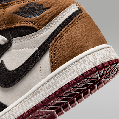 Jordan 1 Retro High OG Little Kids' Shoes. Nike JP